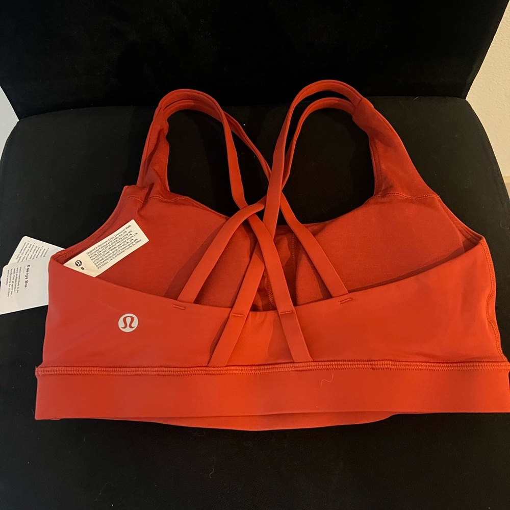 BRAND NEW LULULEMON ENERGY BRA